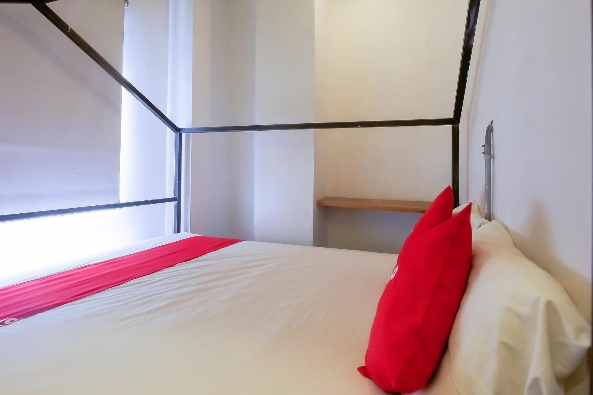 Spot On Junction Hostel マカティ エクステリア 写真