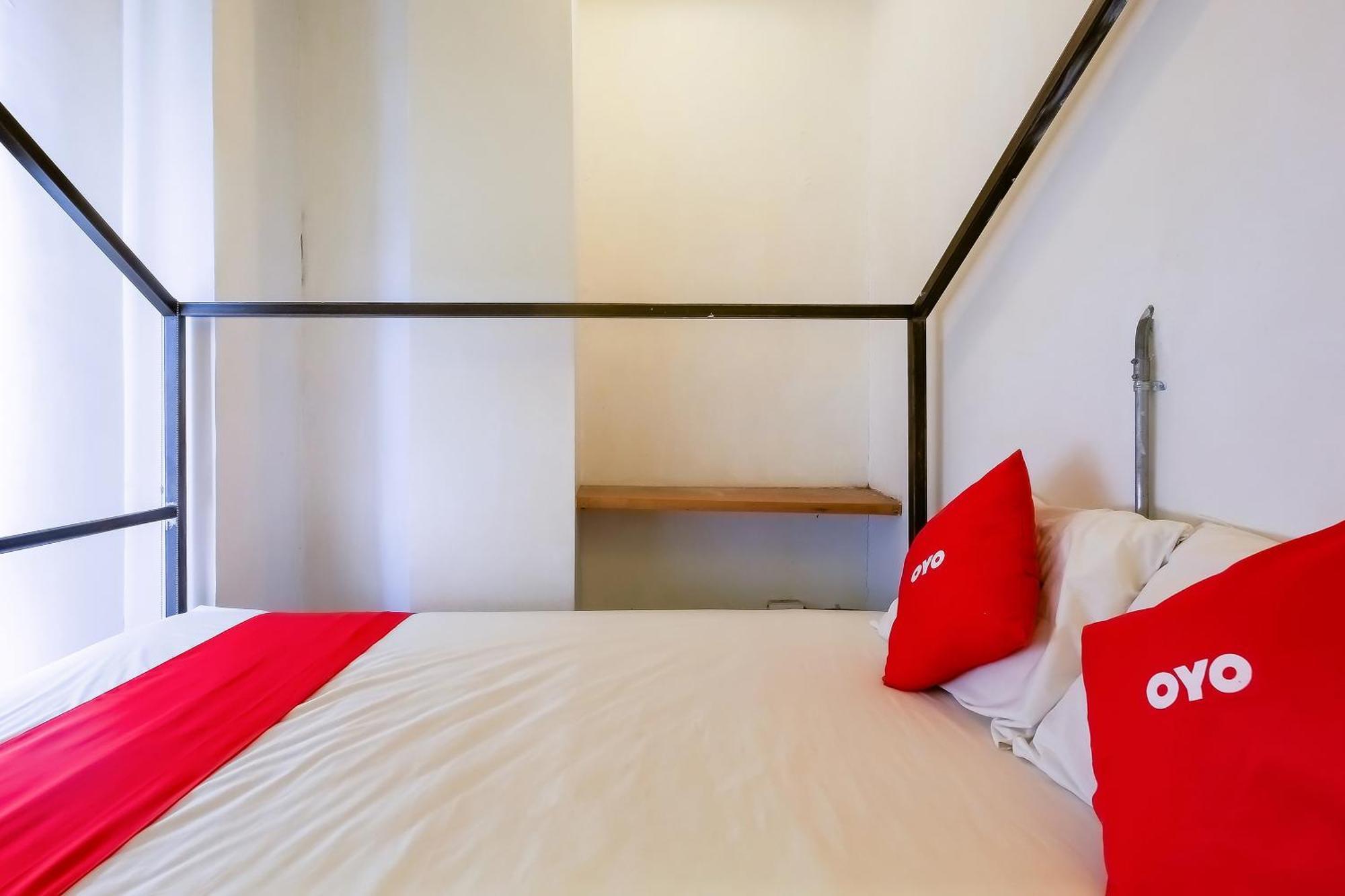 Spot On Junction Hostel マカティ エクステリア 写真