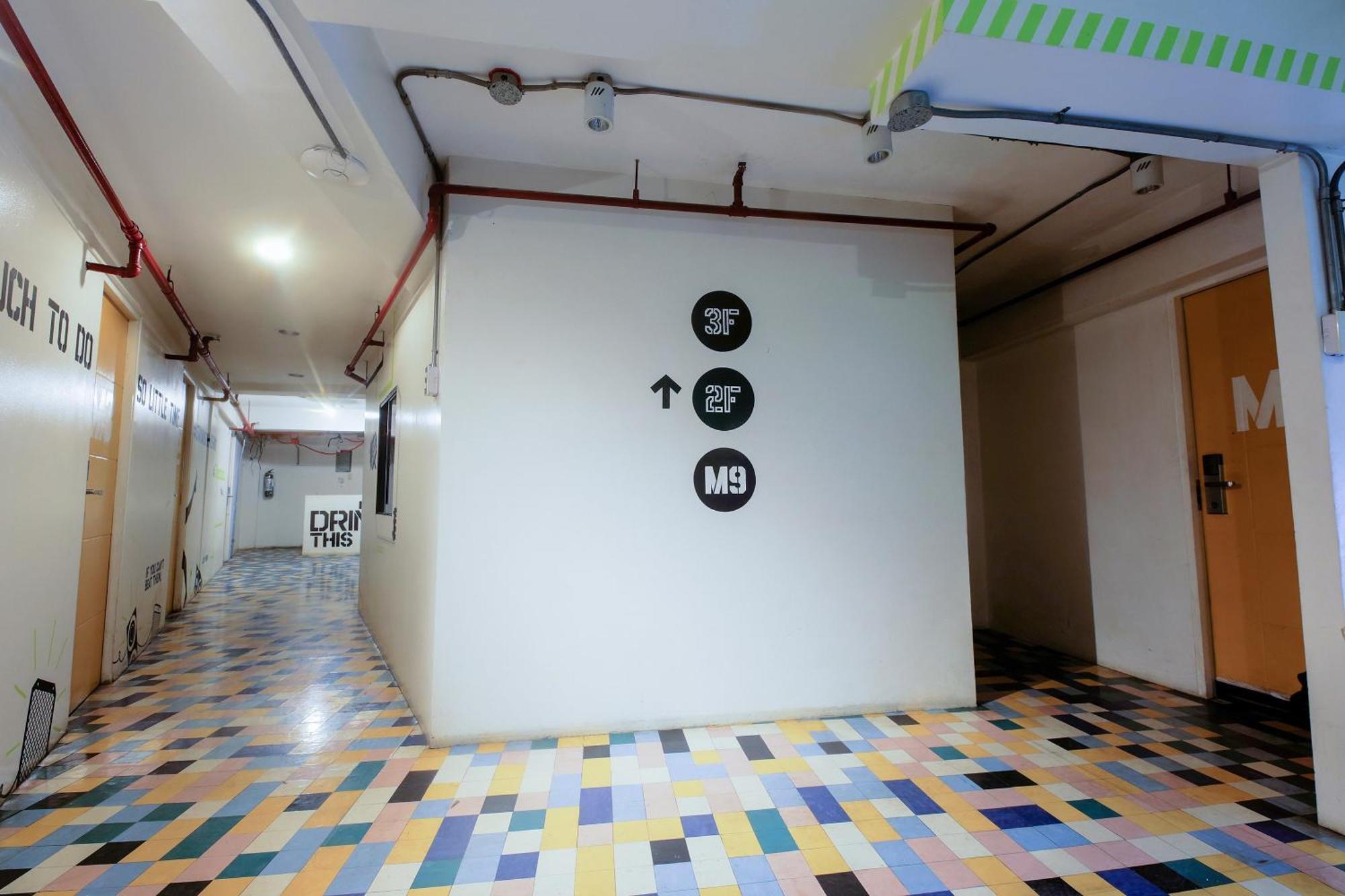 Spot On Junction Hostel マカティ エクステリア 写真