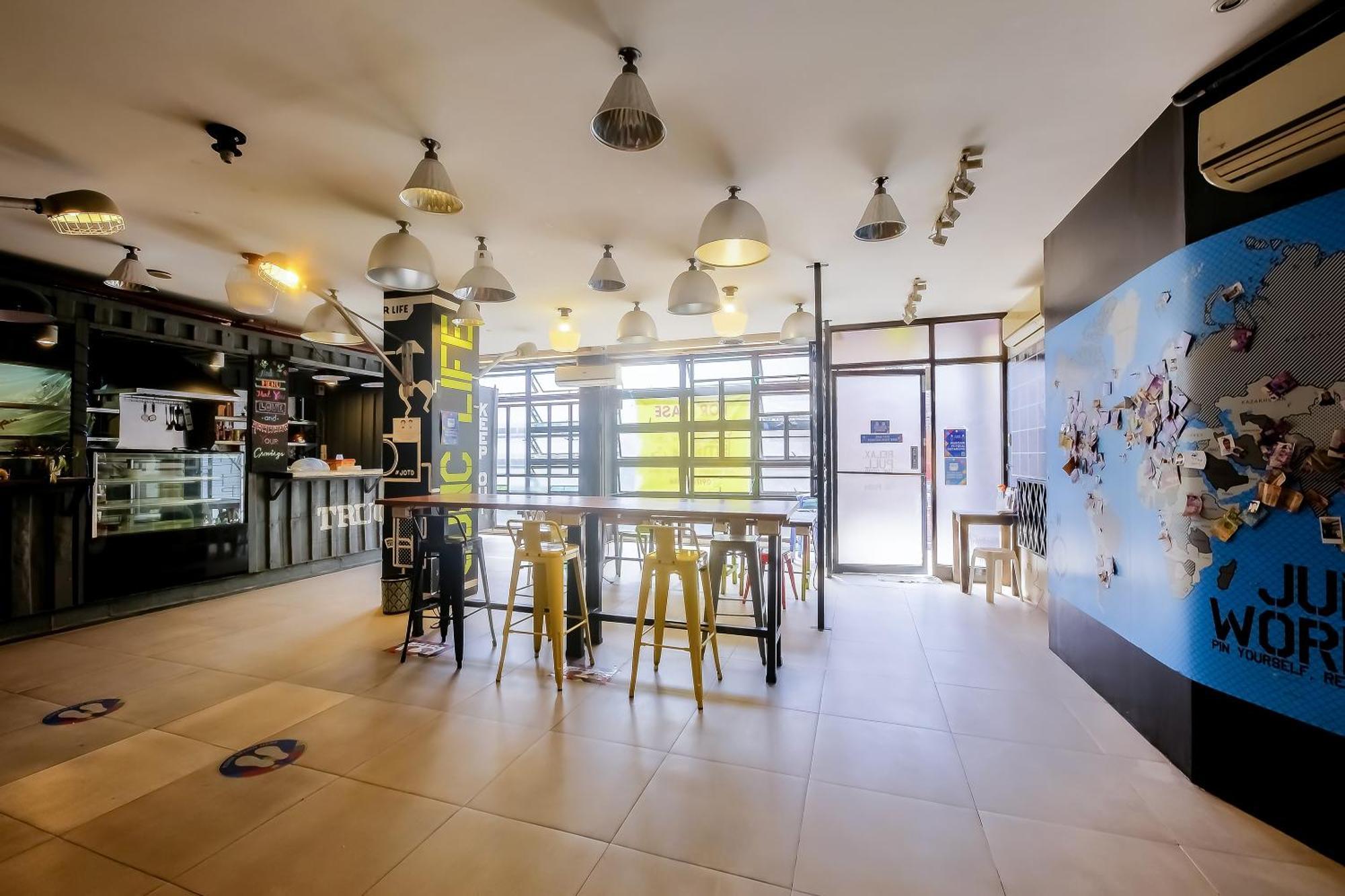 Spot On Junction Hostel マカティ エクステリア 写真